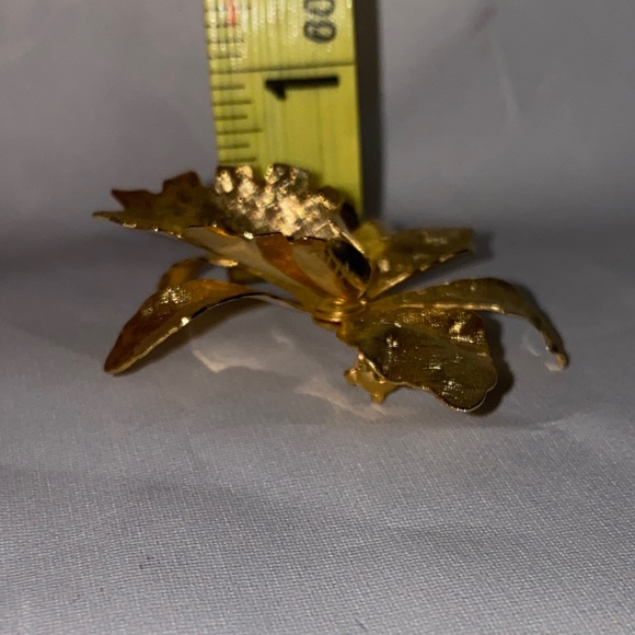 Vintage Gold Tone Textured Orchid Flower Brooch Pin - Picture 6 of 8